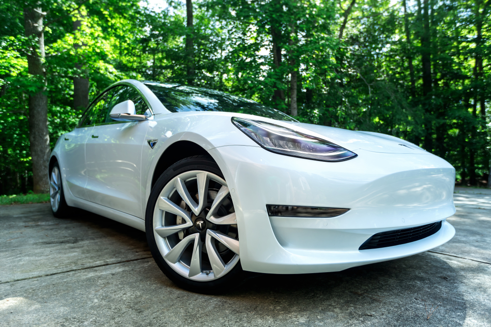 เมื่อ Tesla Model 3 ถูก Reverse Engineering จะพบอะไร?