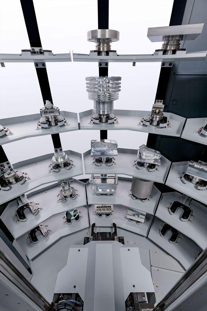 This industry-first type of work-holding pallet maximises space utilisation and can hold parts as big as 300 mm in height and 360 mm in diameter with a maximum payload of 60 kg.