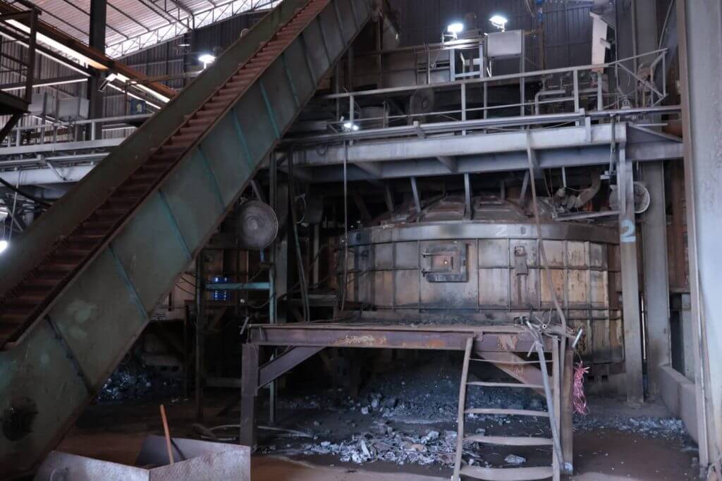 เต็มเหนี่ยว ตรวจสอบโรงงานหลอมตะกั่วนครสวรรค์